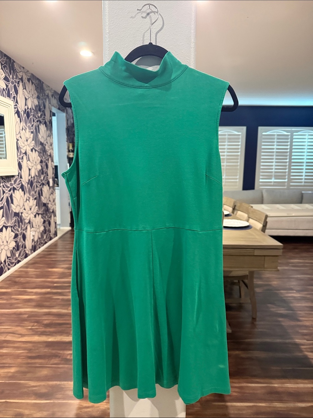 New York & Company Sleeveless Mock Neck Swing Dress in Green